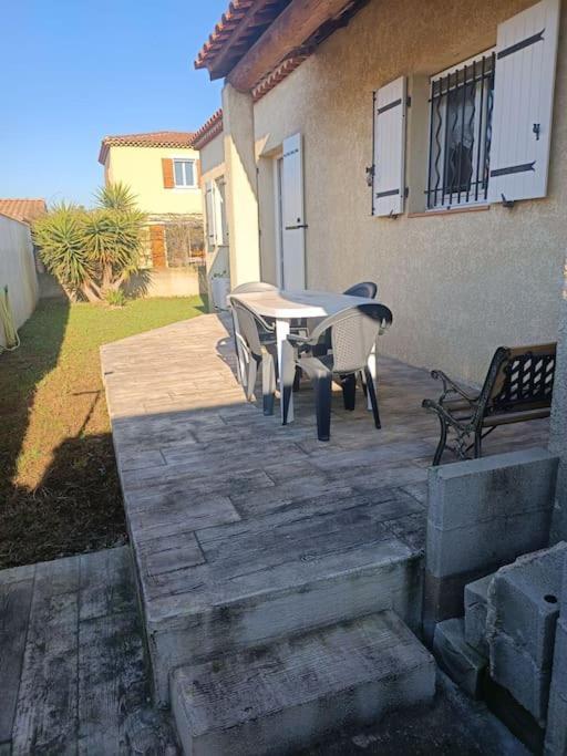 Belle Villa De 90M2 Au Calme Avec Jardin Et Parking A 10 Mn De La Mer En Voiture فوس-سور-مير المظهر الخارجي الصورة